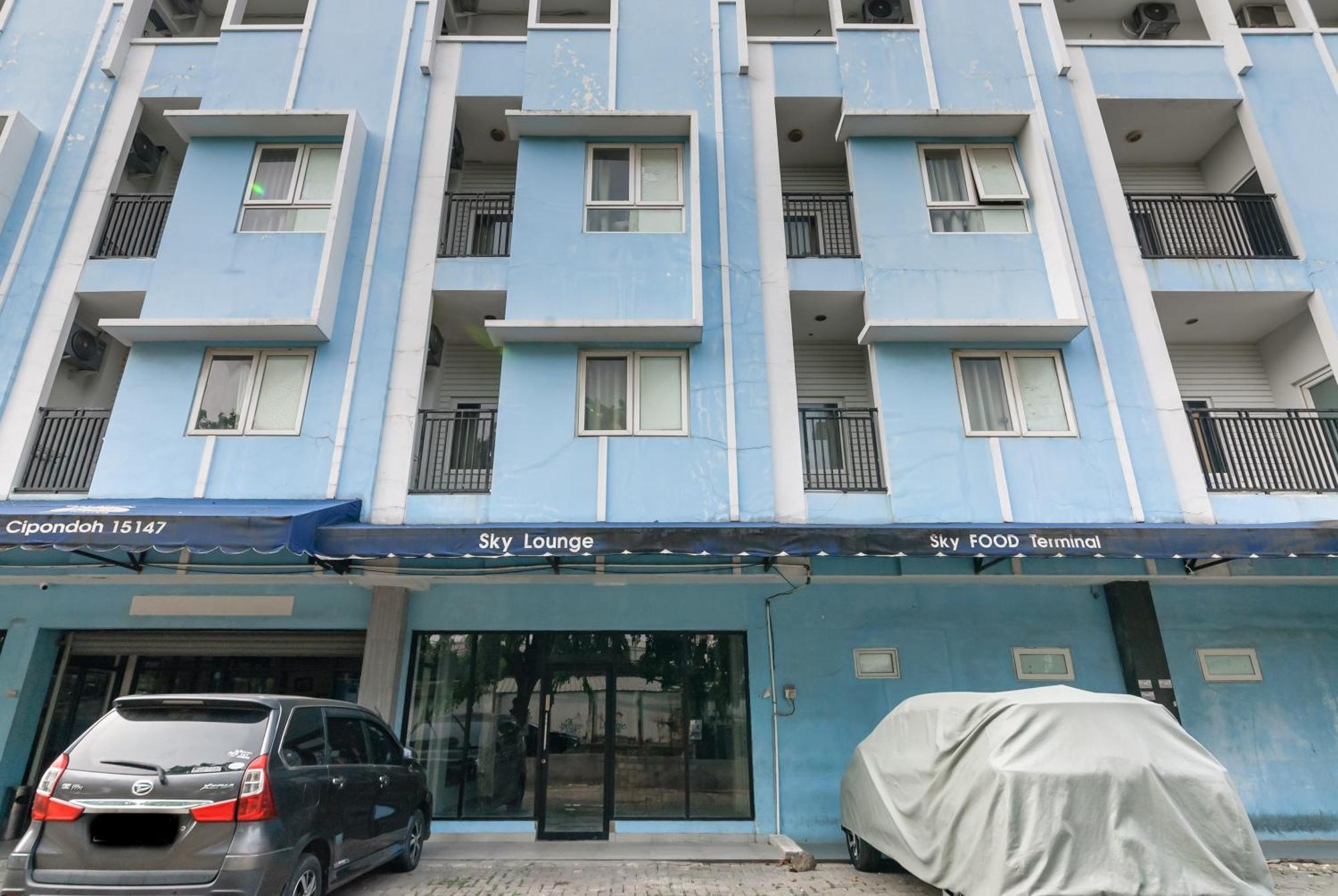 Hotel Reddoorz Near Mandaya Royal Hospital Puri Tangerang Exterior foto